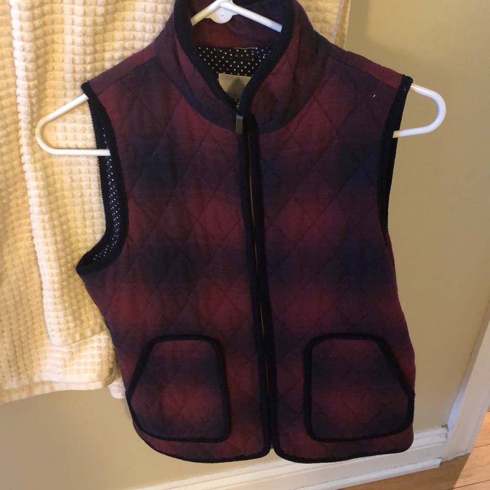 Caslon Vest XS